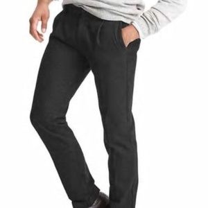 Gap Slim Fit Pleated Pants size 34/32 Black